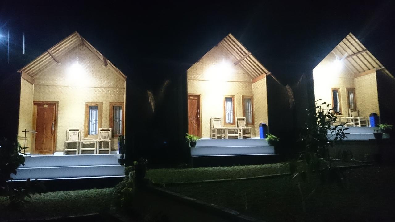 Aryasuta Bungalow Tetebatu Exterior foto
