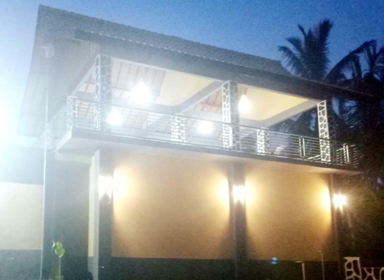 Aryasuta Bungalow Tetebatu Exterior foto