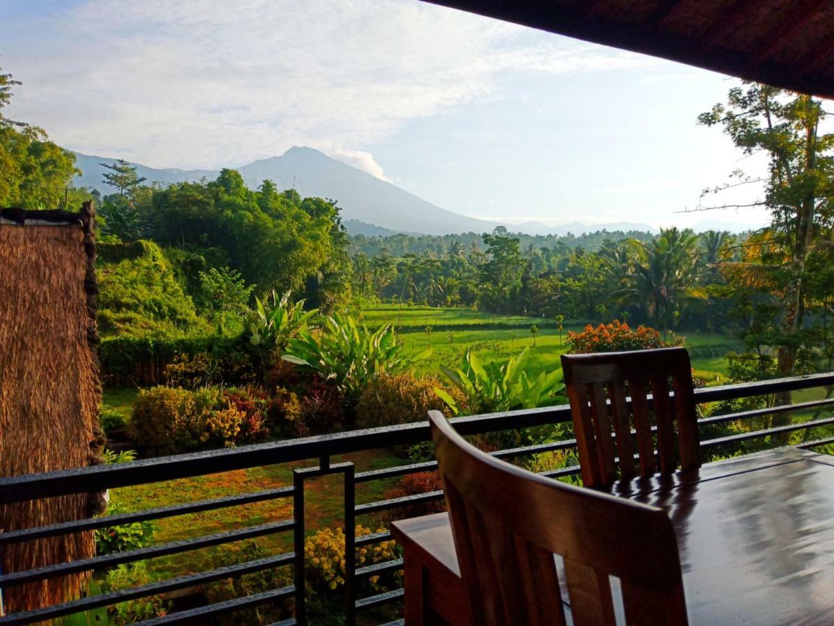 Aryasuta Bungalow Tetebatu Exterior foto